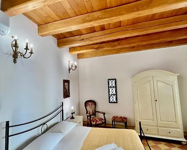 Atenea Luxury - Atenea Collection