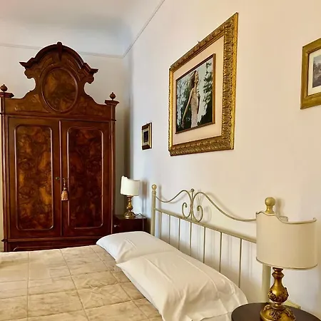 Atenea Luxury - Atenea Collection Affittacamere 2*
