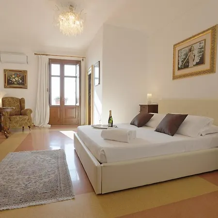 Atenea Luxury - Atenea Collection Affittacamere