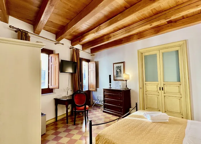 Atenea Luxury - Atenea Collection